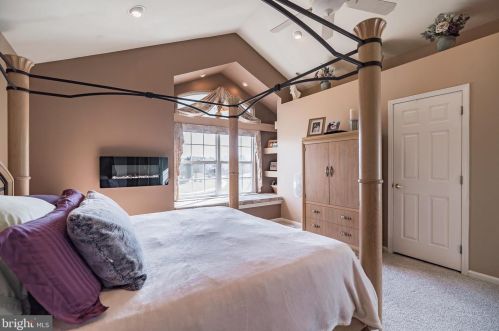 1801 Arbor Ct, Jamison PA  18929-1672 exterior