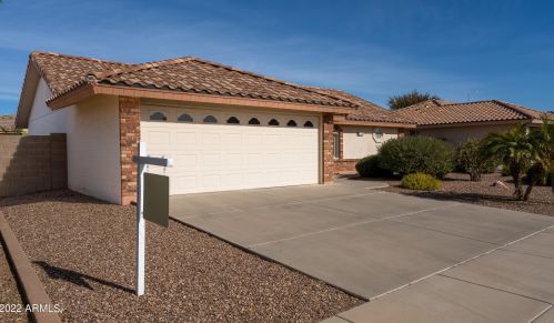11532 Lakeview Ave, Mesa, AZ 85209-1412
