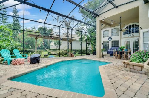 1235 Glencrest, Lake Mary FL  32746-5025 exterior