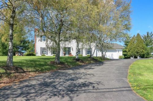 173 Ridge Rd, Marlborough, NY 12542-5137