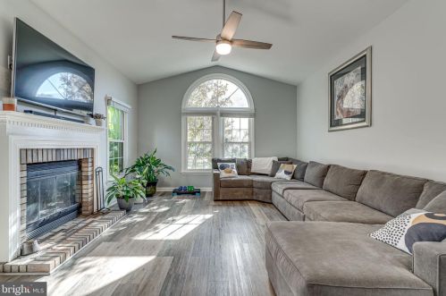 14100 Heatherstone Dr, Bowie MD  20720-4833 exterior