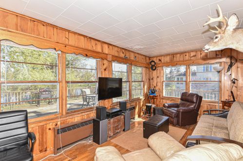 117 River St, Waterford WI  53185-4149 exterior