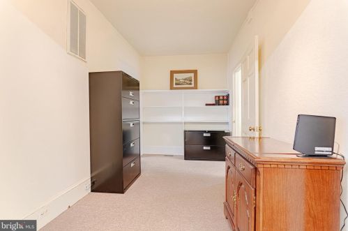 221 Loudoun St, Leesburg VA exterior