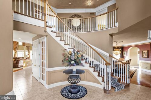 175 Edwards Dr, Southampton PA 18966-1174 exterior