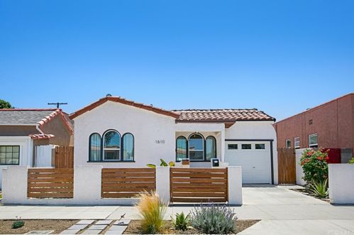 1610 61st St, Long Beach, CA 90805-3602