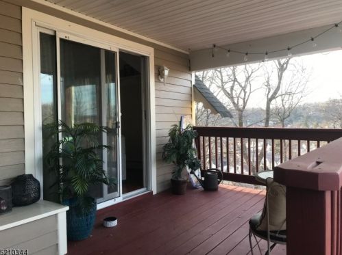 19 Western Ave, Morristown NJ  07960-5018 exterior