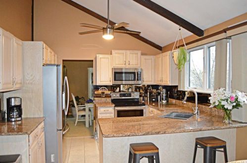 9 Rolling Hills Dr, Panamoka NY  11961-2305 exterior