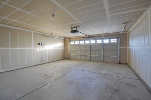 168 Driftwood Ct, Los Banos CA  93635-6302 exterior