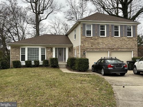 7796 Tangier Dr, Springfield, VA 22153-2328