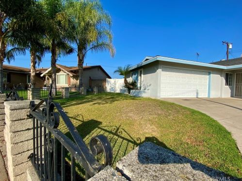 11841 Garnet Cir, Garden Grove, CA 92845-1210
