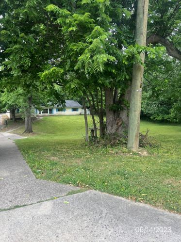 3059 Brookwood Cir, Covington, KY 41017-3272