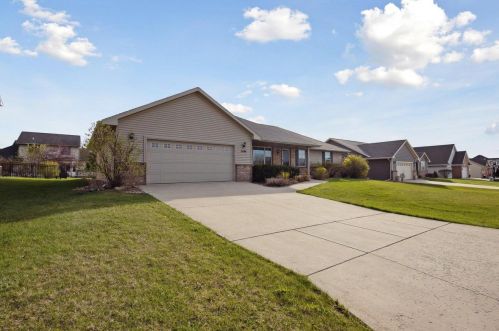 3494 Blackwolf Run, Green Bay, WI 54311-6118
