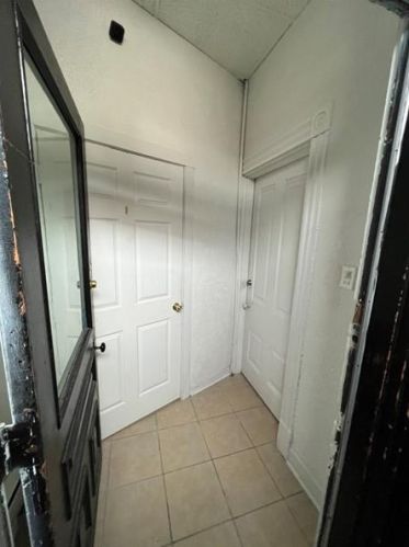 811 Jacksonia St, Pittsburgh, PA 15212-4435