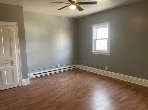 328 5th Ave, New Kensington PA  15068-6647 exterior