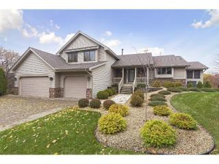 695 Hay Lake Ct, Saint Paul, MN 55123-2041