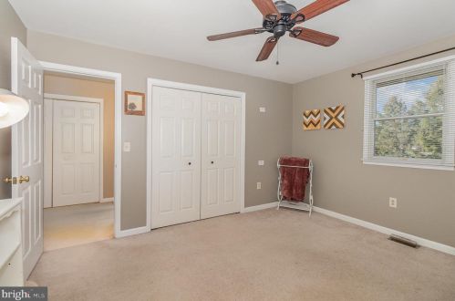 105 Lee Ann Ct, West Enola PA  17025-1900 exterior