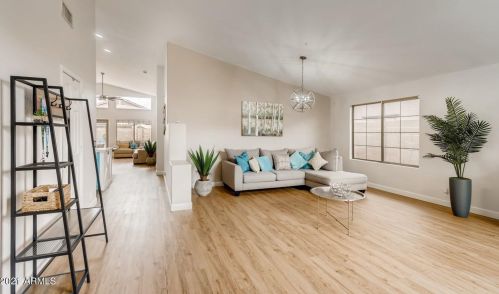 1930 Sage Brush St, Gilbert AZ  85296 exterior