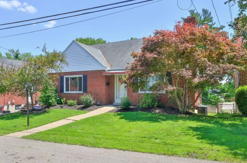 5 Goetz Dr, Newport, KY 41076-1806