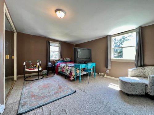 3658 89, Milwaukee WI 53228-1533 exterior