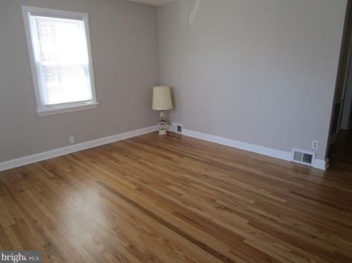 414 Becker Ave, Wilmington, DE 19804-2102