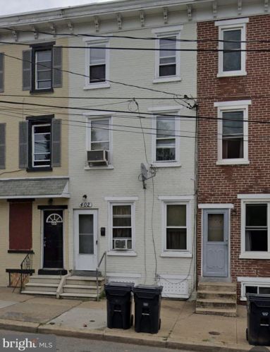 402 Adams St, Wilmington DE  19801-2017 exterior