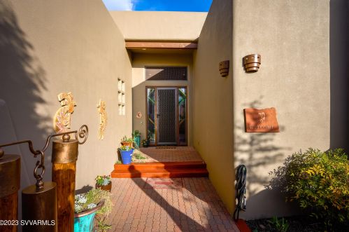 215 Calle Francesca, Sedona AZ 86336-4761 exterior