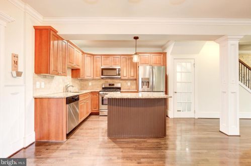 408 Emerson St, Washington DC 20011-6114 exterior