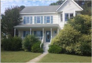 8430 Whirlaway Dr, Midlothian, VA 23112-1957