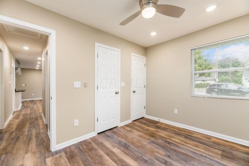 2972 Irwin Ave, Darbydale OH  43123-2310 exterior