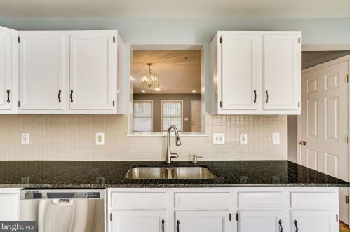 207 54th St, Washington DC  20019-6625 exterior