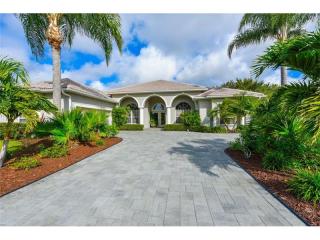 4823 Sweetmeadow Cir, Sarasota, FL 34238-3320