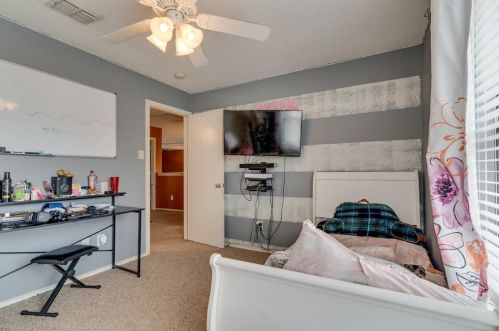 2821 Custer Dr, Denton TX  76210-6449 exterior