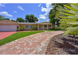 7203 Westmoreland Dr, Sarasota, FL 34243-1453