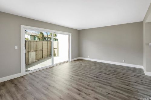 8245 Henderson Grn, Buena Park, CA 90621-1330