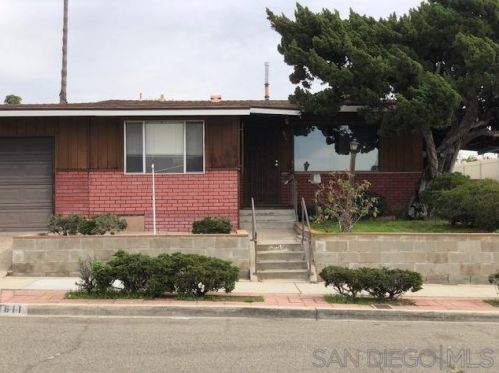 3611 Waco St, San Diego, CA 92117-5859