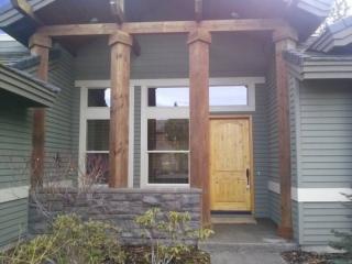 19425 Ironwood Cir, Bend, OR 97702-1971
