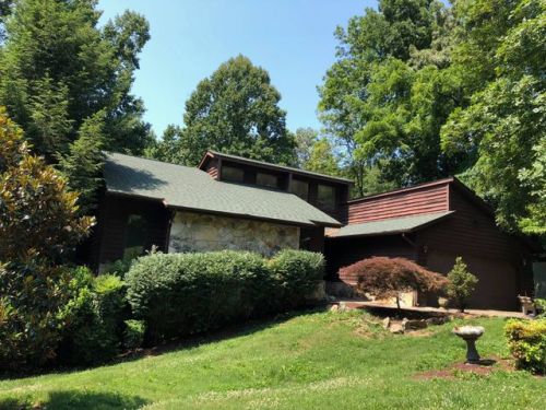 12000 Richwood Ln, Knoxville, TN 37932-2827