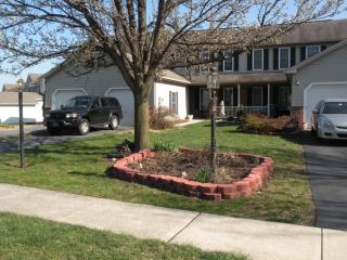 21 Ashburg Dr, Navy Sup Dpt PA  17050-8203 exterior