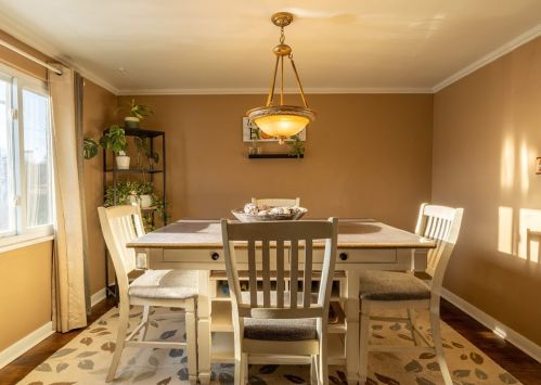 2816 Castlegate Ave, Pittsburgh PA 15226-2010 exterior