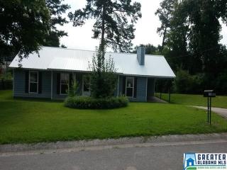 1180 Bunting Dr, Alabaster AL  35007-9165 exterior