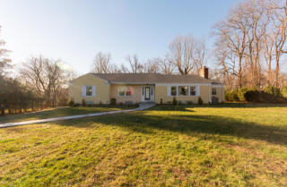 1 Mayfair Rd, Elmsford, NY 10523-2908