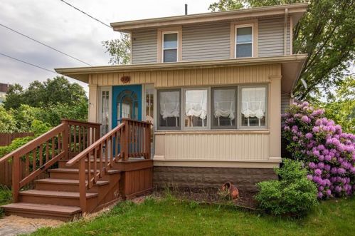 188 Taylor Ave, Hermitage, PA 16146-3738