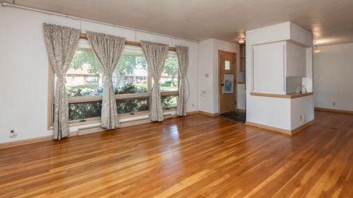 4124 89, Milwaukee WI 53228-2210 exterior