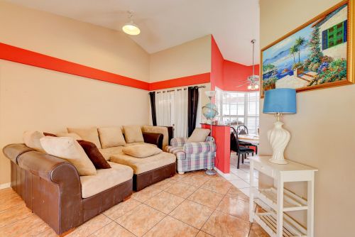 1961 Carvalho St, Fort Pierce, FL 34983-4555