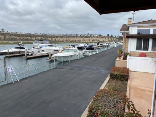 1 Saratoga, Newport Beach CA  92660-6152 exterior