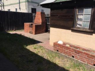 7312 Hillside St, Oakland, CA 94605-2836