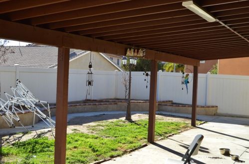 1063 Harrier St, Perris CA  92571-3527 exterior