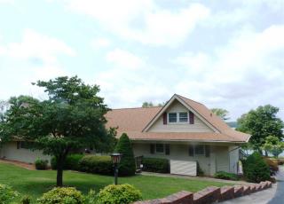 1235 Cunningham Ln, Golden Pond, KY 42211-8139