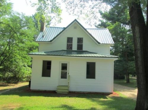 512 Adams St, Friendship, WI 53934-8023