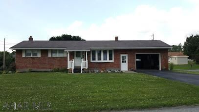 204 Hillcrest Dr, Woodbury, PA 16695-9406